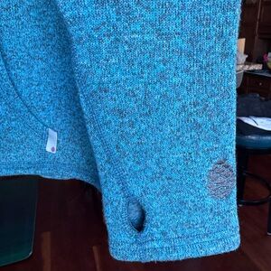 Stio Blue Women's pullover Hoodie with kangaroo pouch